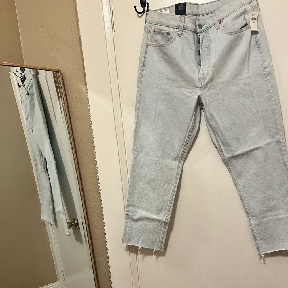 NWT GAP High Rise Cheeky Straight raw hem light jeans denim